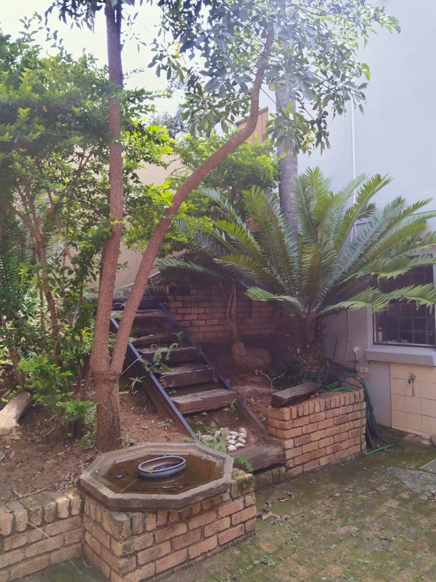 5 Bedroom Property for Sale in Schoemansville North West